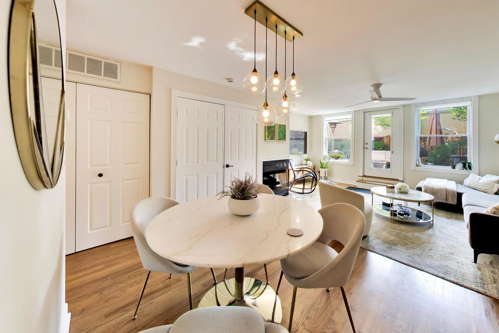 701 S Carpenter Street Unit: C