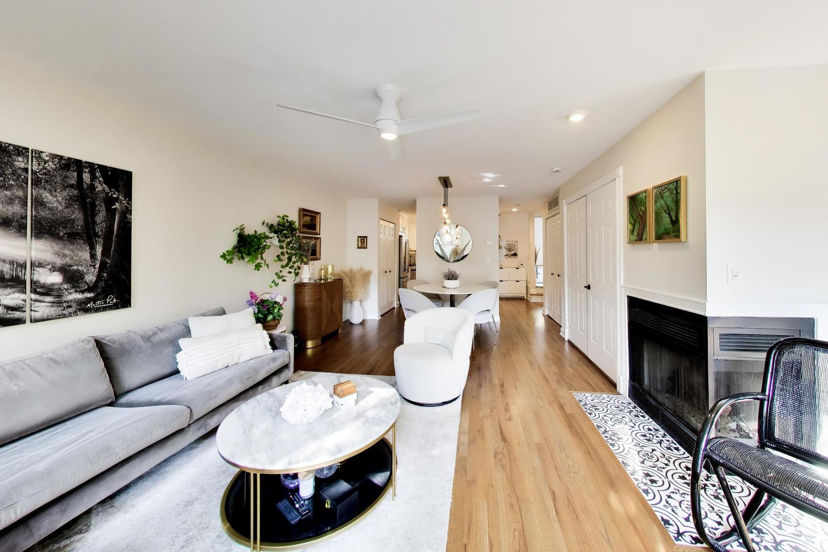 701 S Carpenter Street Unit: C
