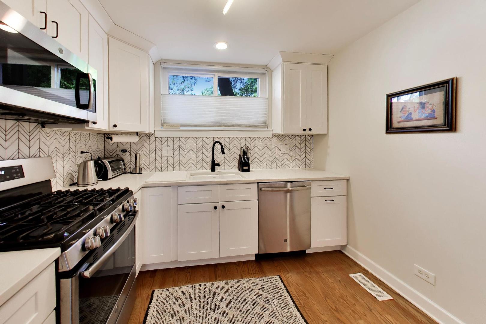 701 S Carpenter Street Unit: C