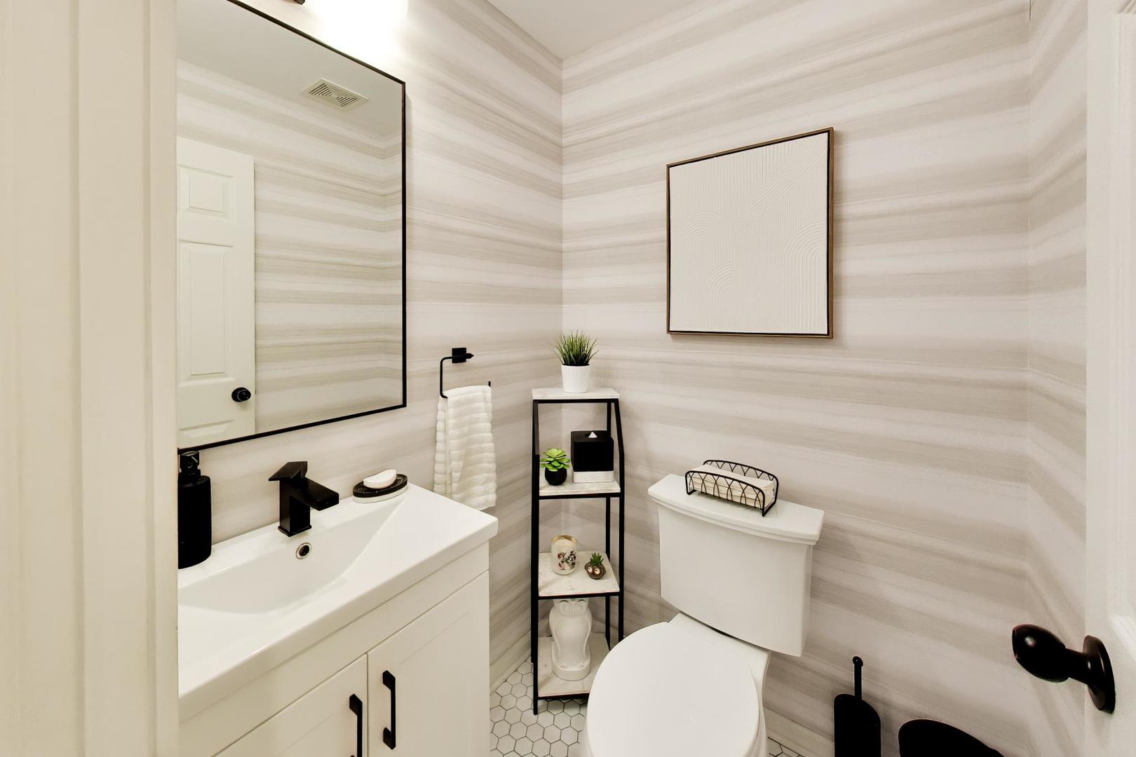 701 S Carpenter Street Unit: C
