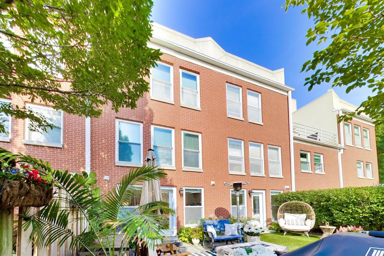 701 S Carpenter Street Unit: C