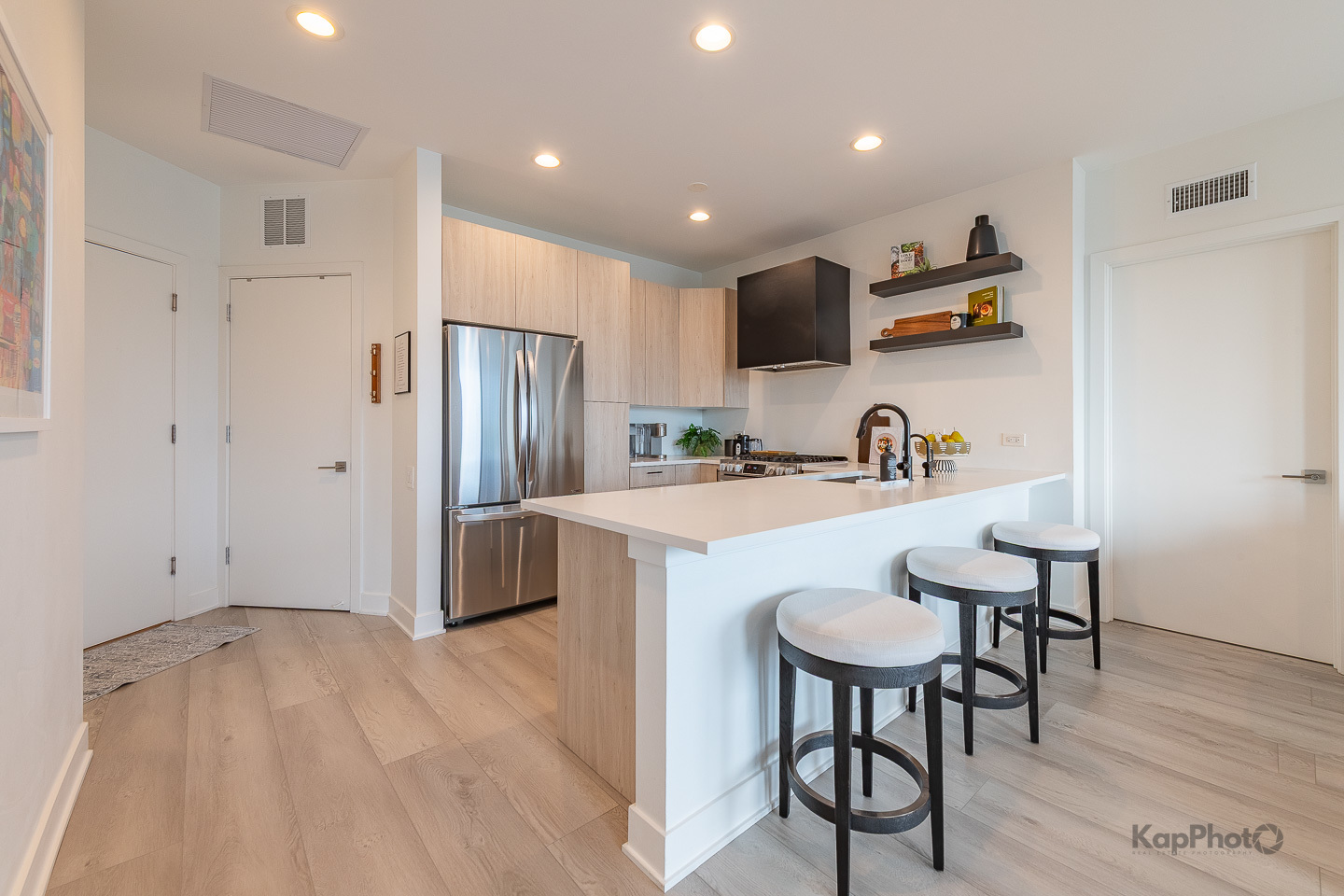 859 W Erie Street Unit: 506