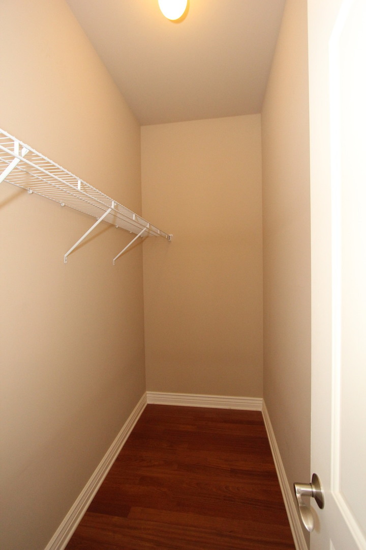 35 S Racine Avenue Unit: 5NW