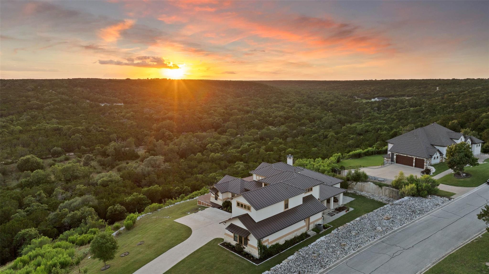 713 Laughing Dog CT