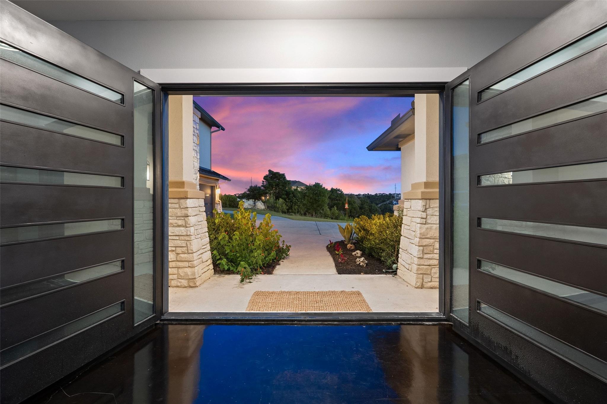 713 Laughing Dog CT