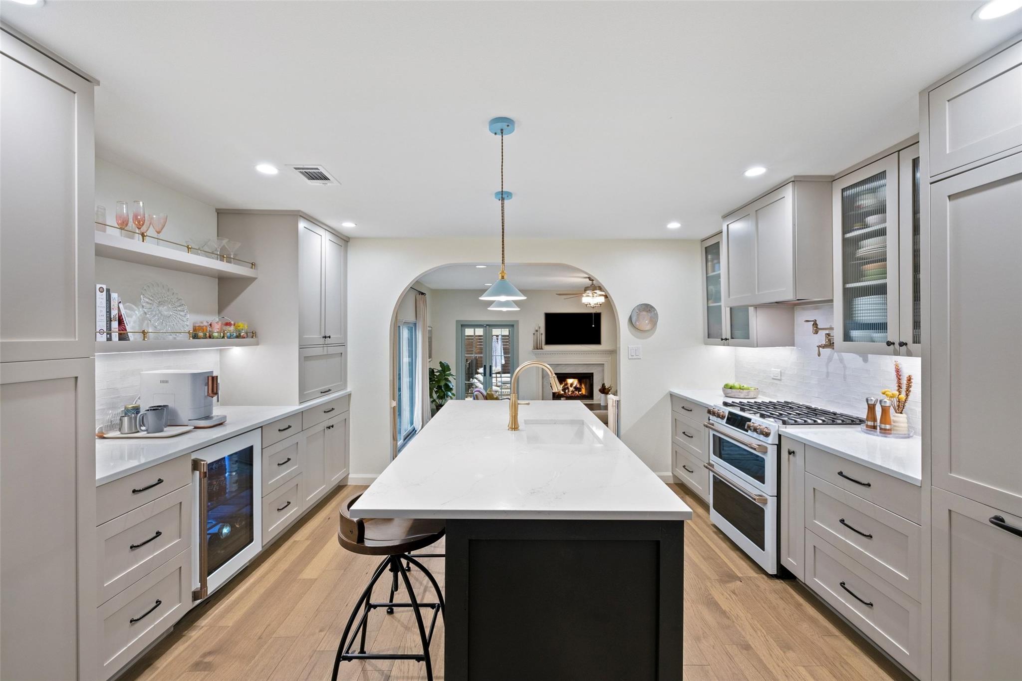 909 E 50th St, Austin