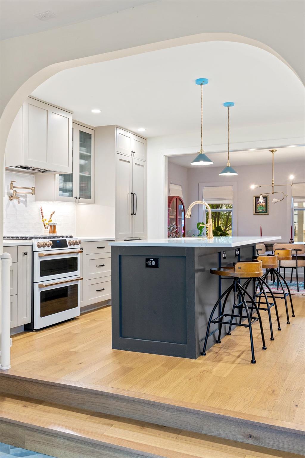 909 E 50th St, Austin