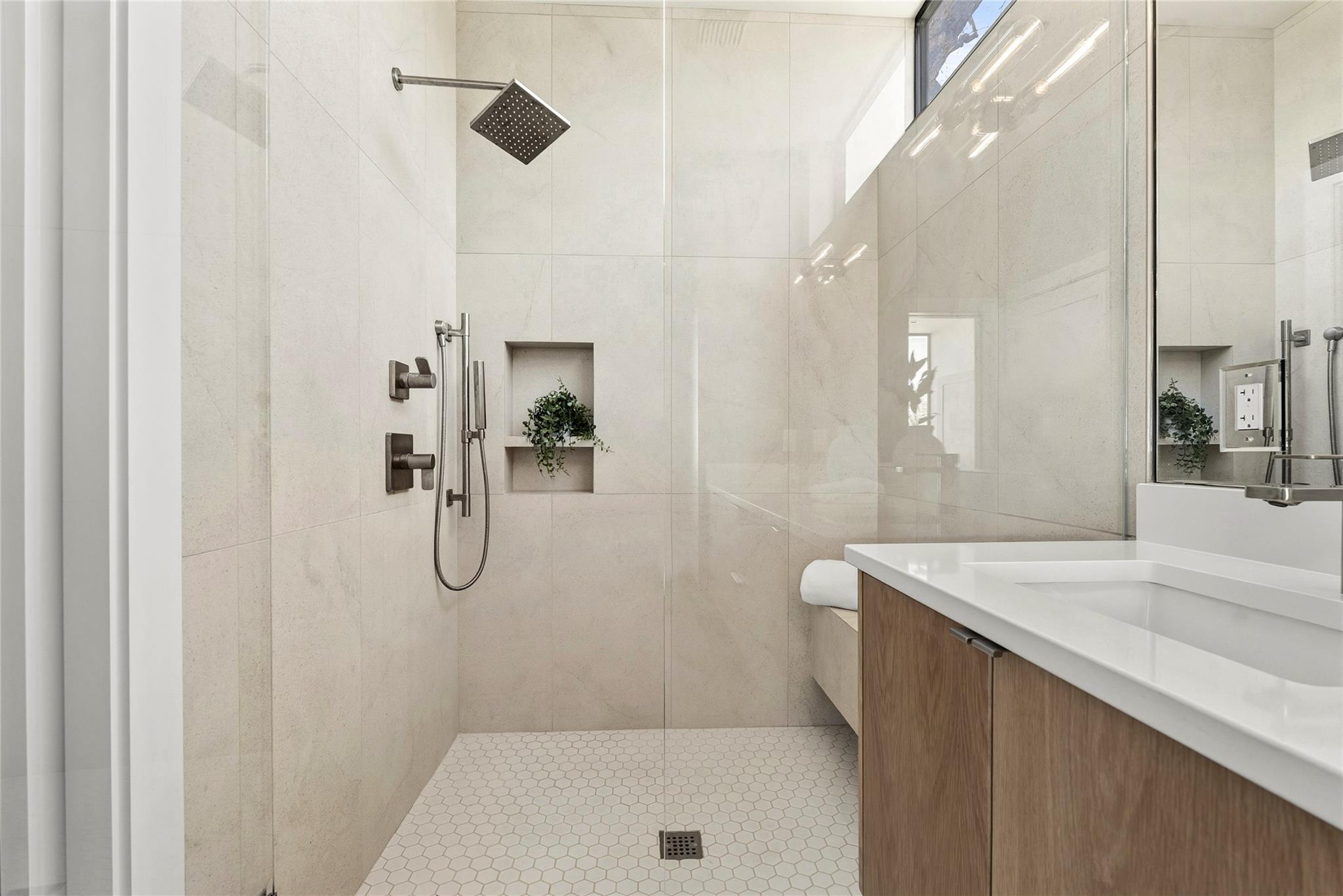 44 Chicon ST # 1