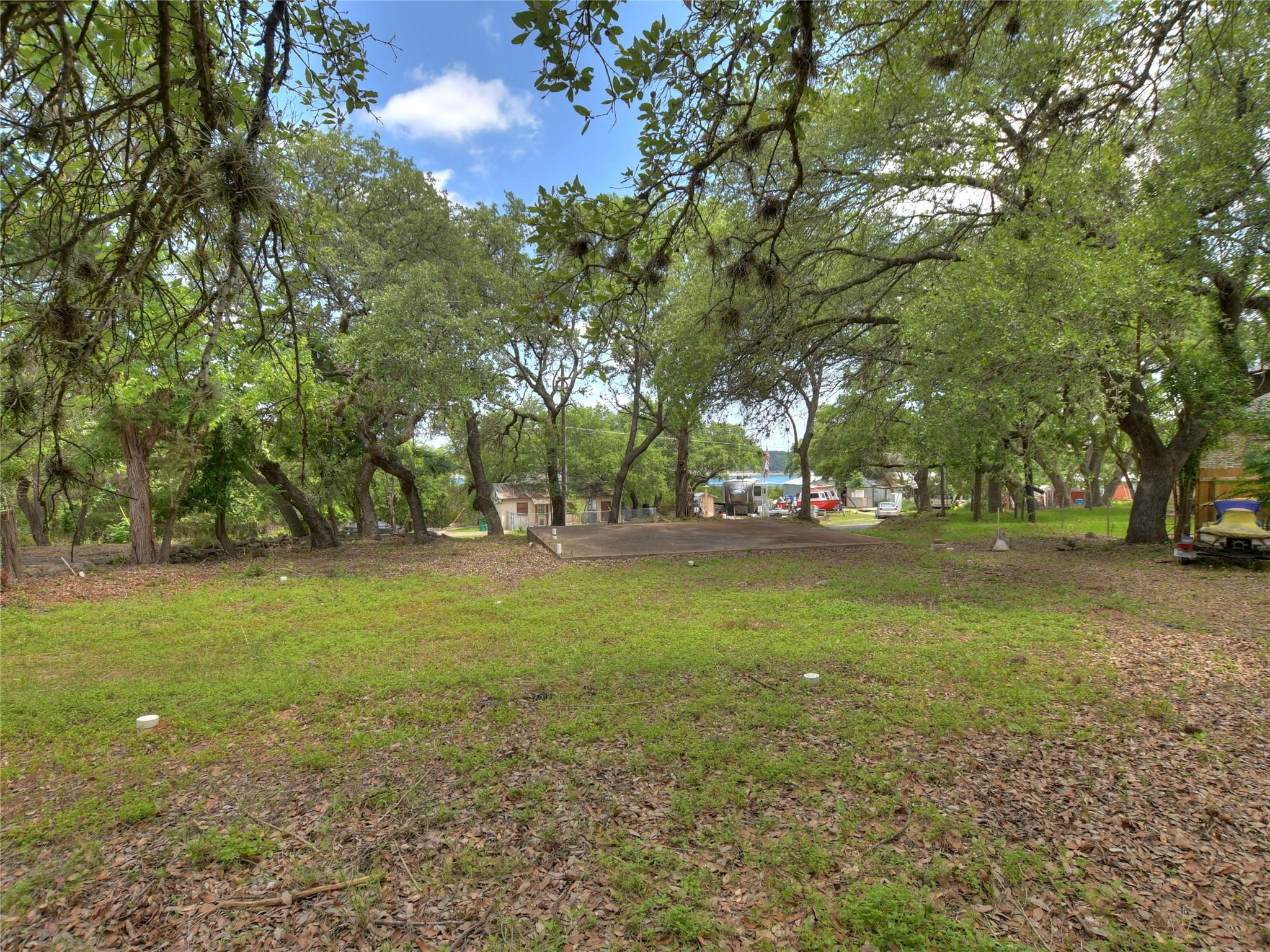 1414 Oak Hurst RD