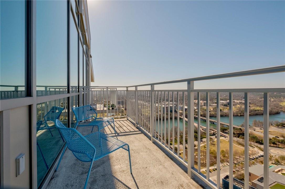 222 West Ave # 3010