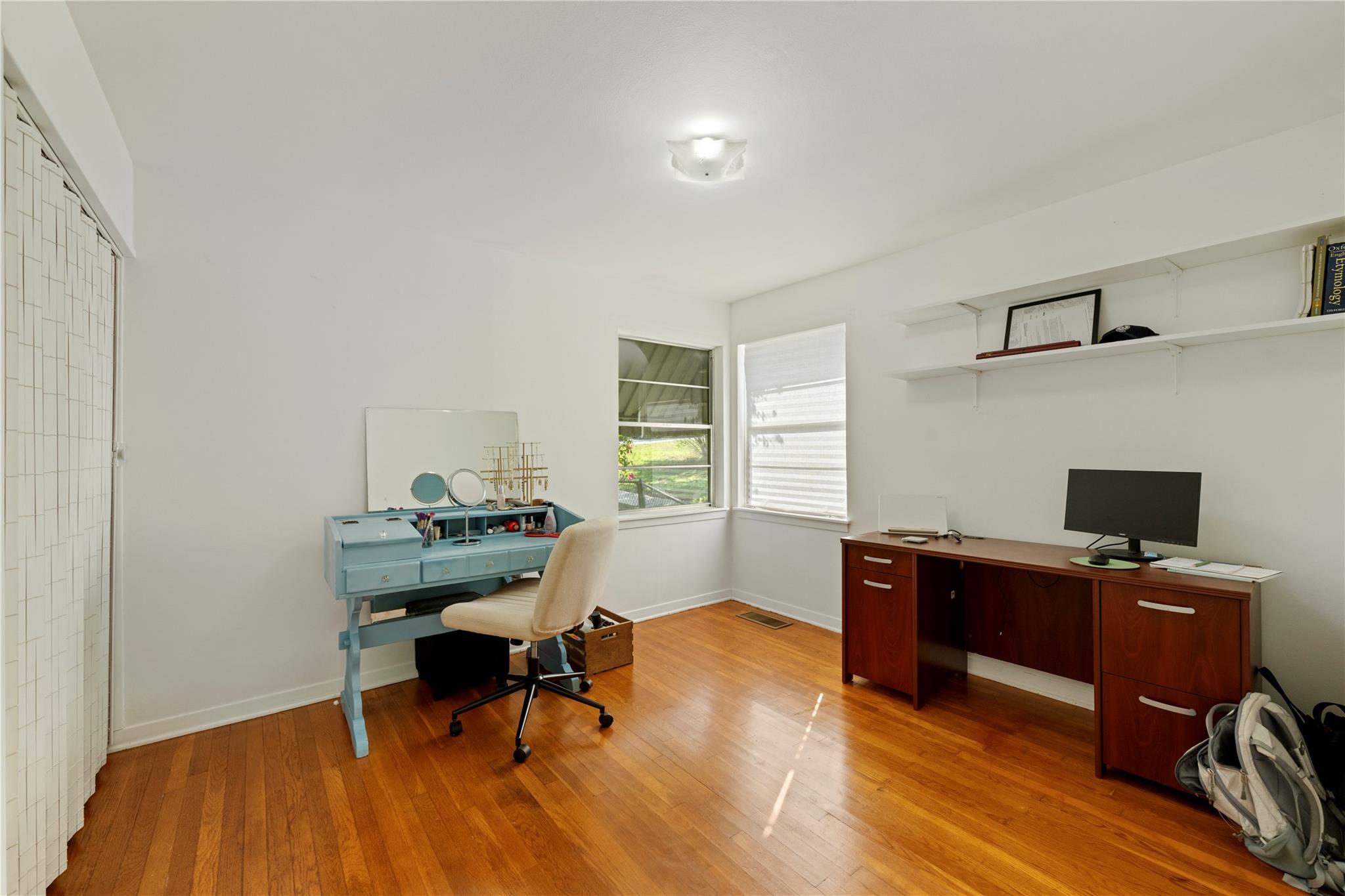 402 Philco DR