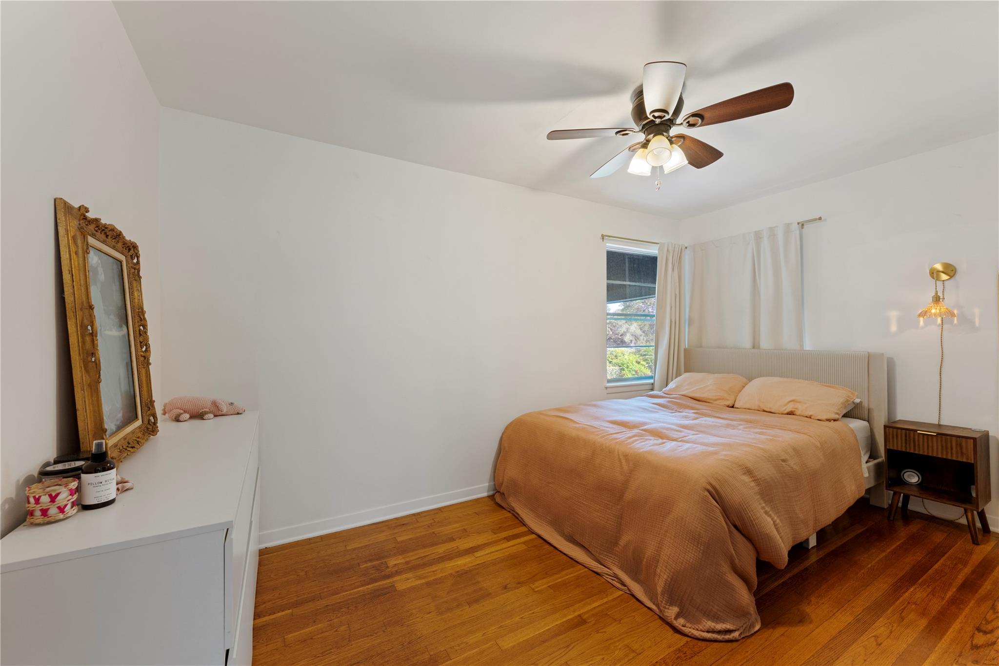 402 Philco DR