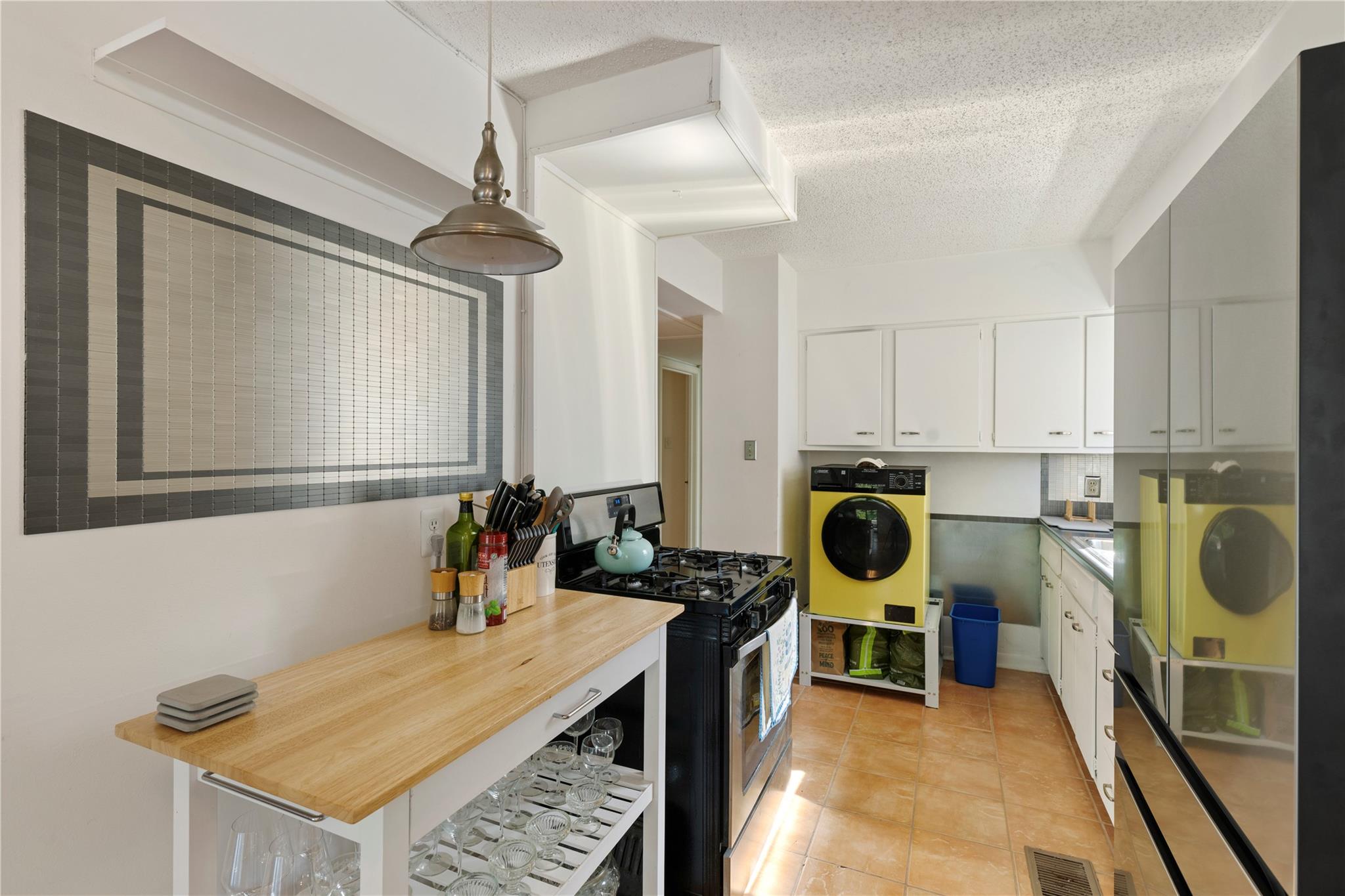 402 Philco DR