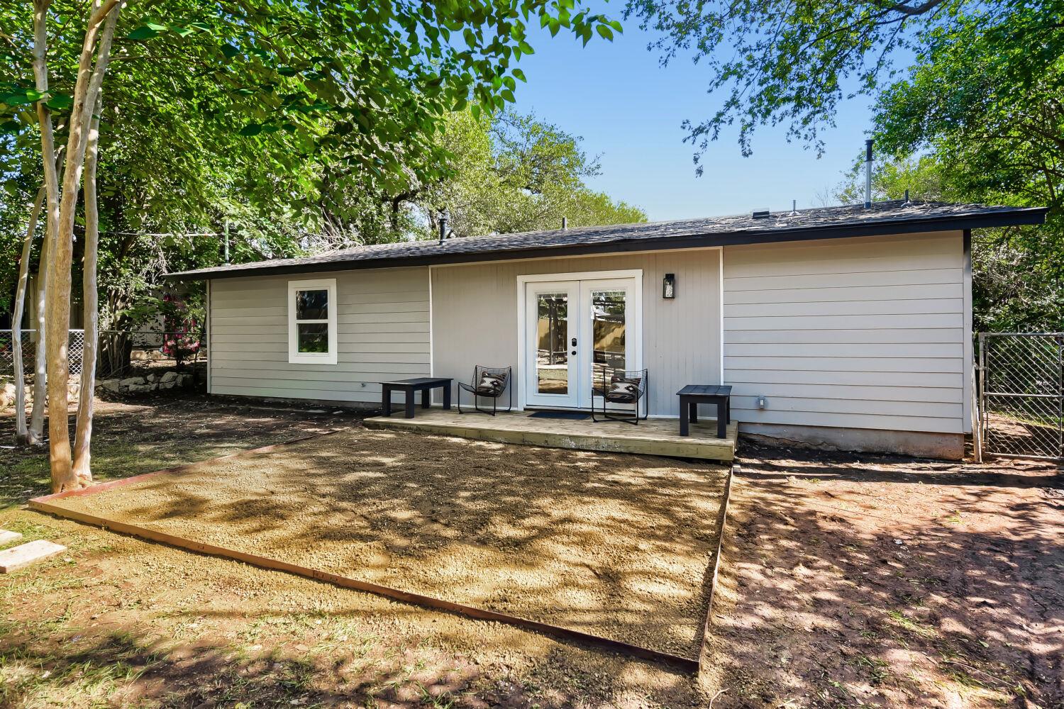 304 Sheraton Ave