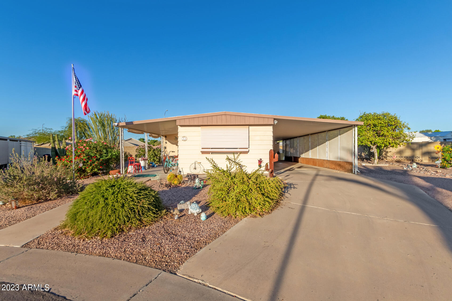 661 S HAWES Road, 30