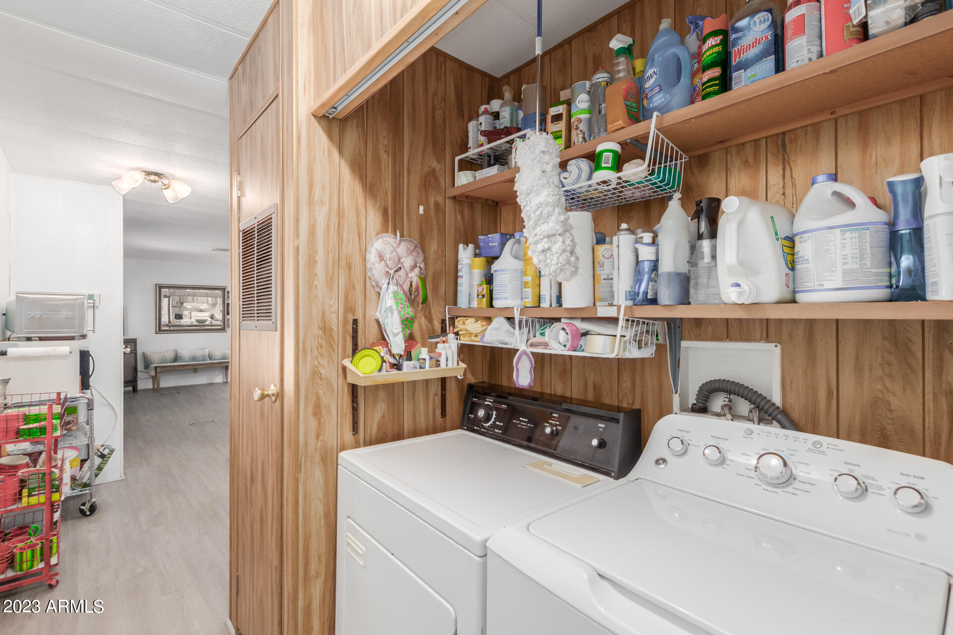 661 S HAWES Road, 30