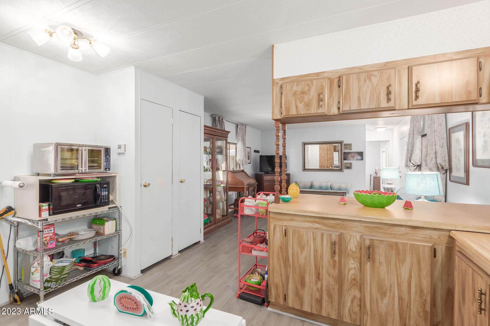 661 S HAWES Road, 30