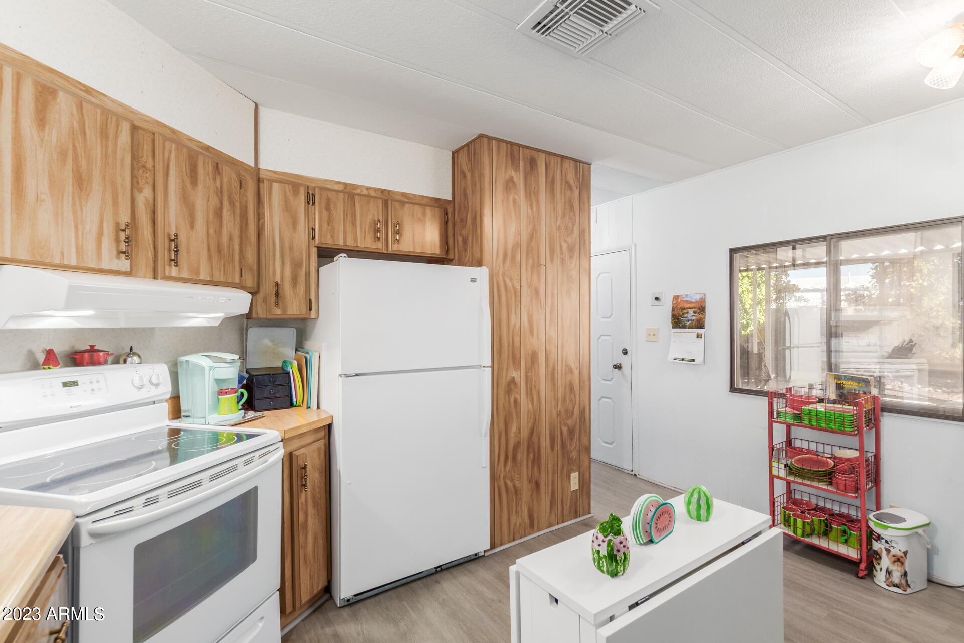 661 S HAWES Road, 30