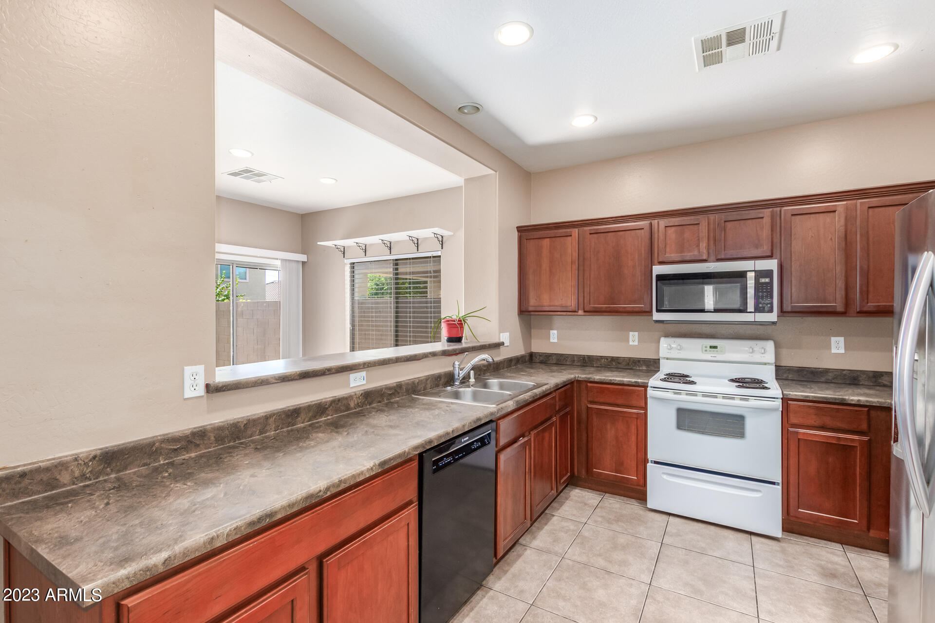 9933 W CHIPMAN Road