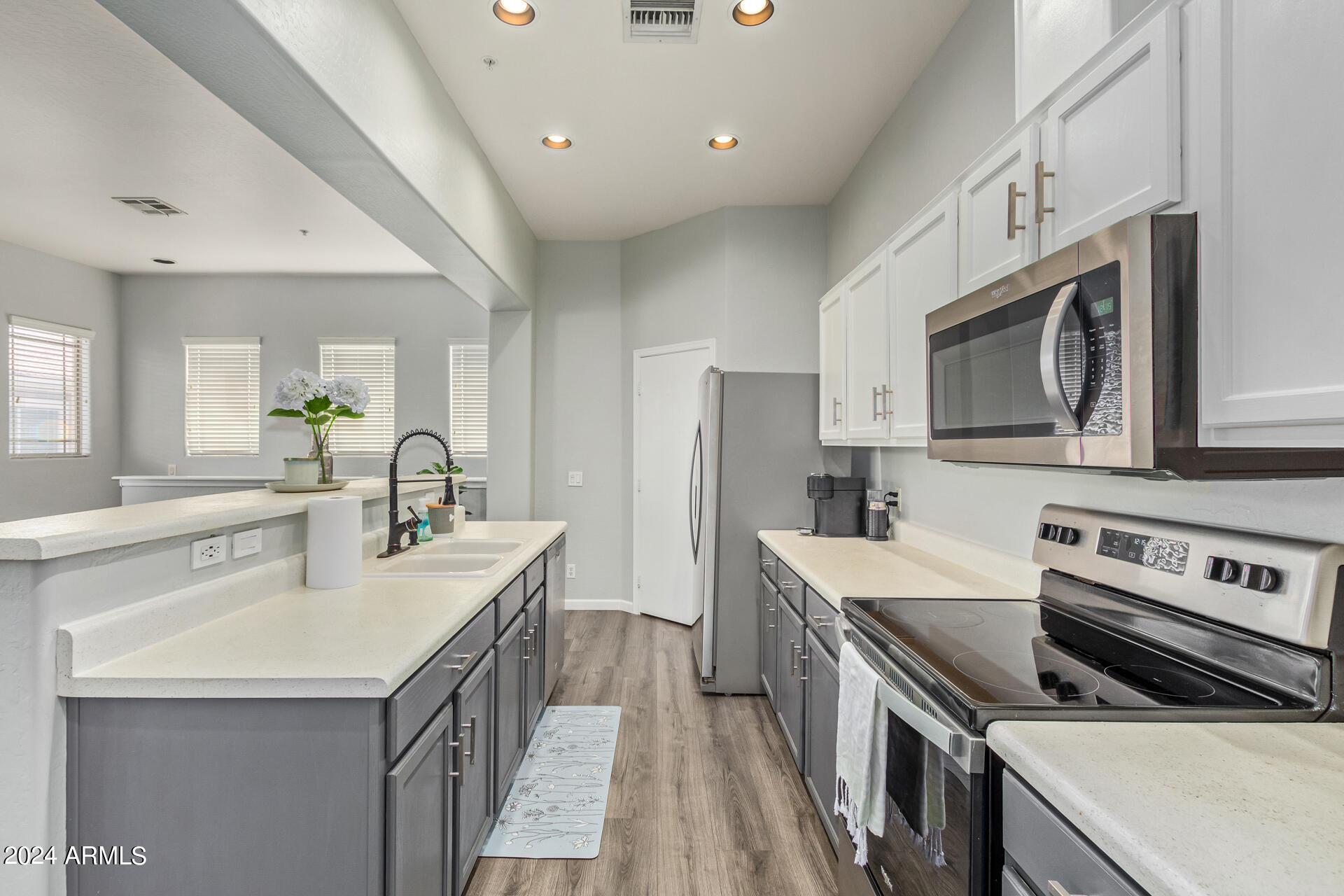 1225 N 36TH Street, 2111