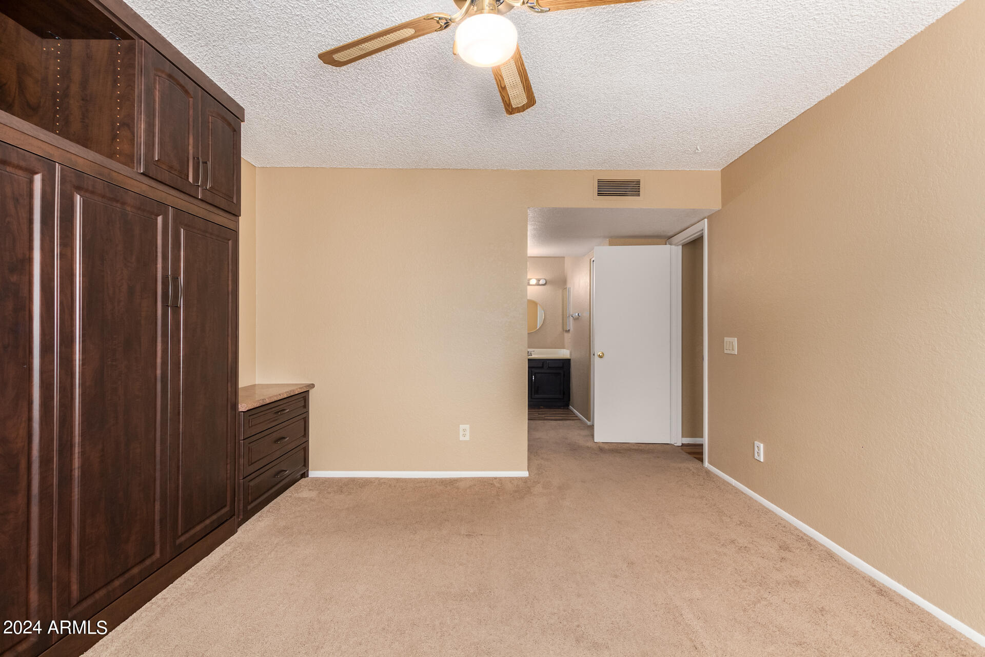2146 W ISABELLA Avenue, 205