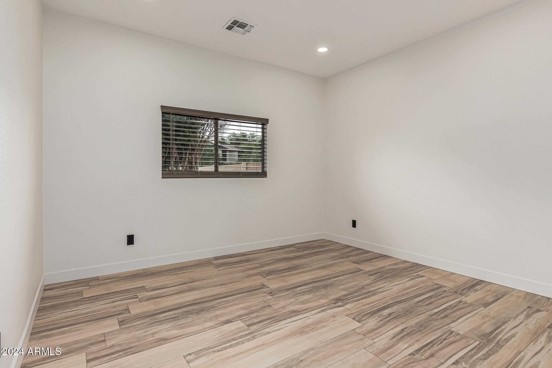 15031 W WINDROSE Drive