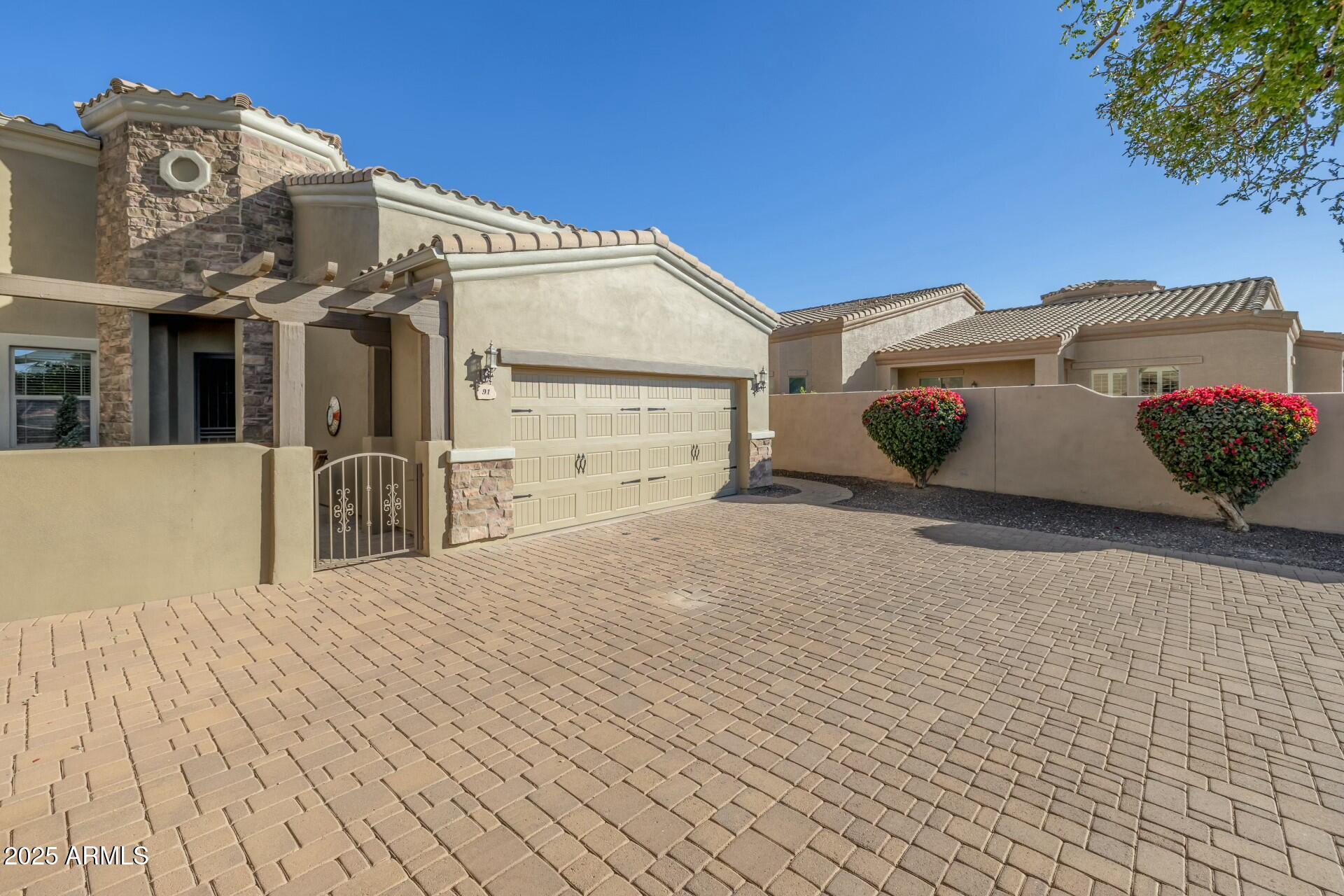 6202 E MCKELLIPS Road, 91