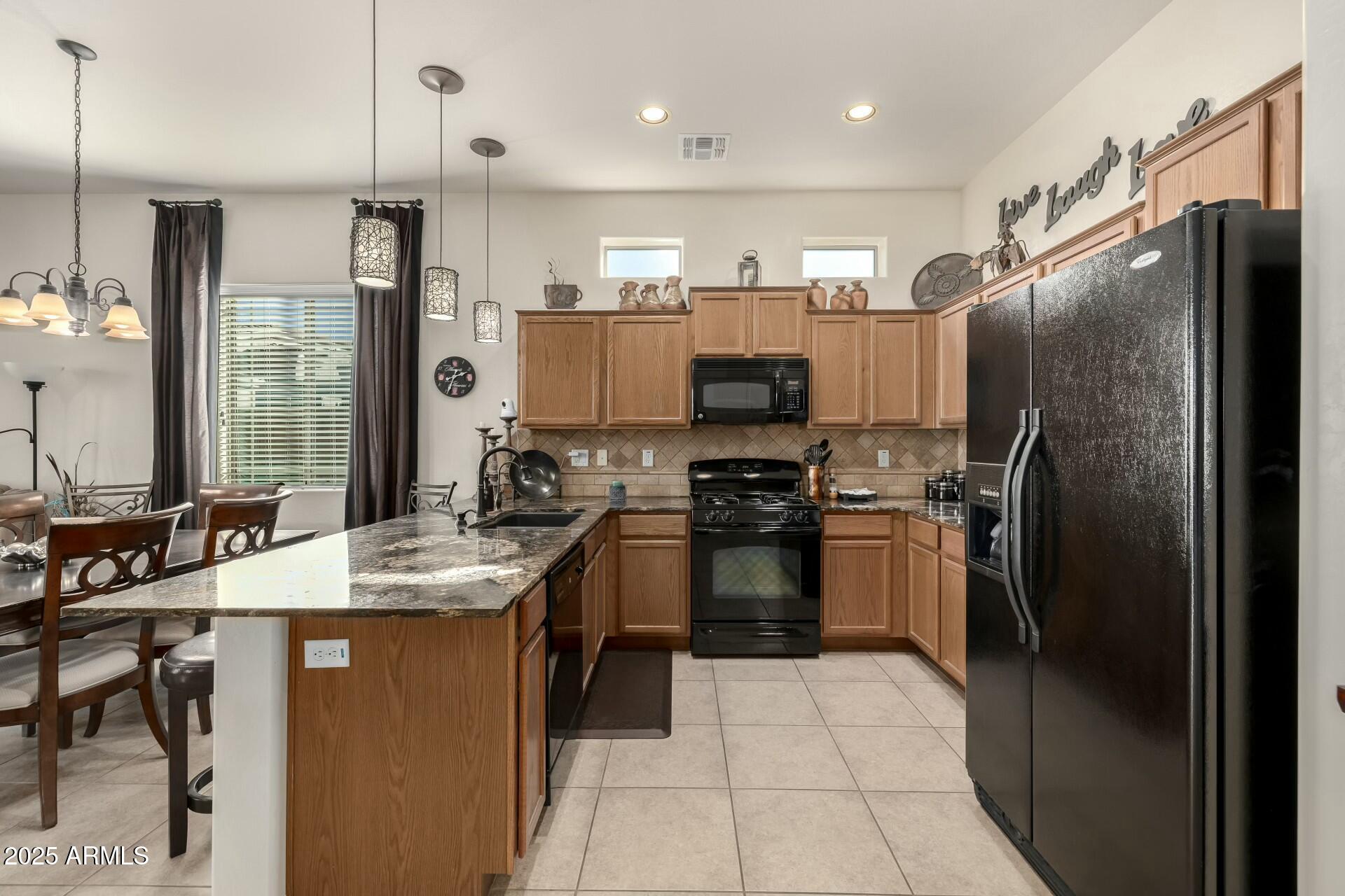 6202 E MCKELLIPS Road, 91