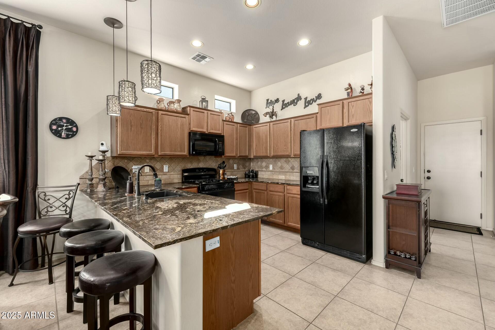 6202 E MCKELLIPS Road, 91
