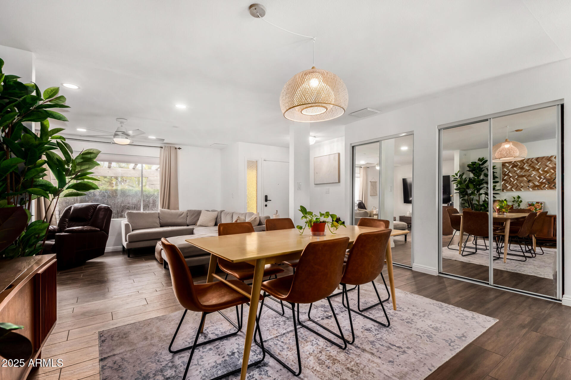 4705 W ANNETTE Circle