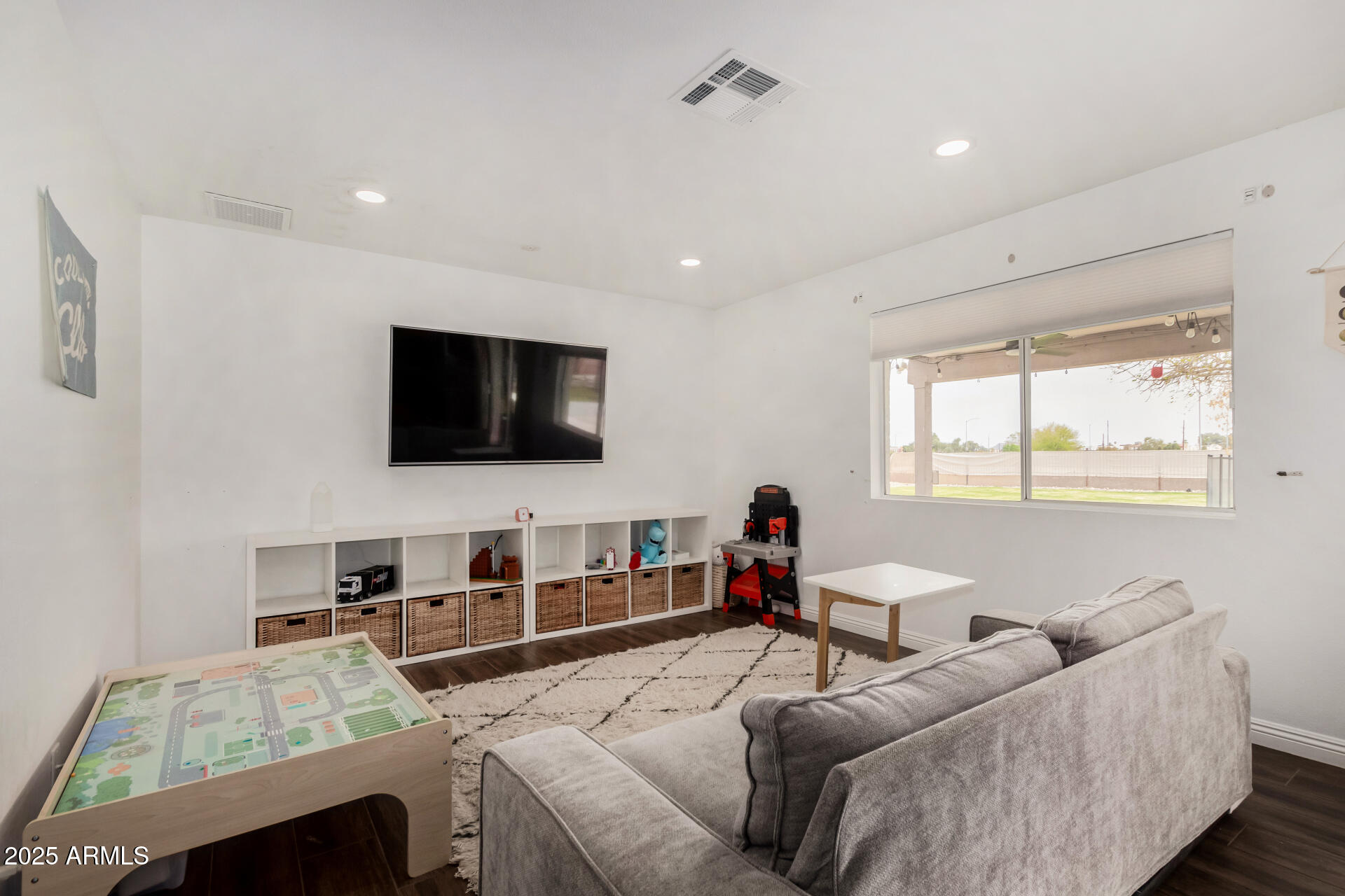 4705 W ANNETTE Circle