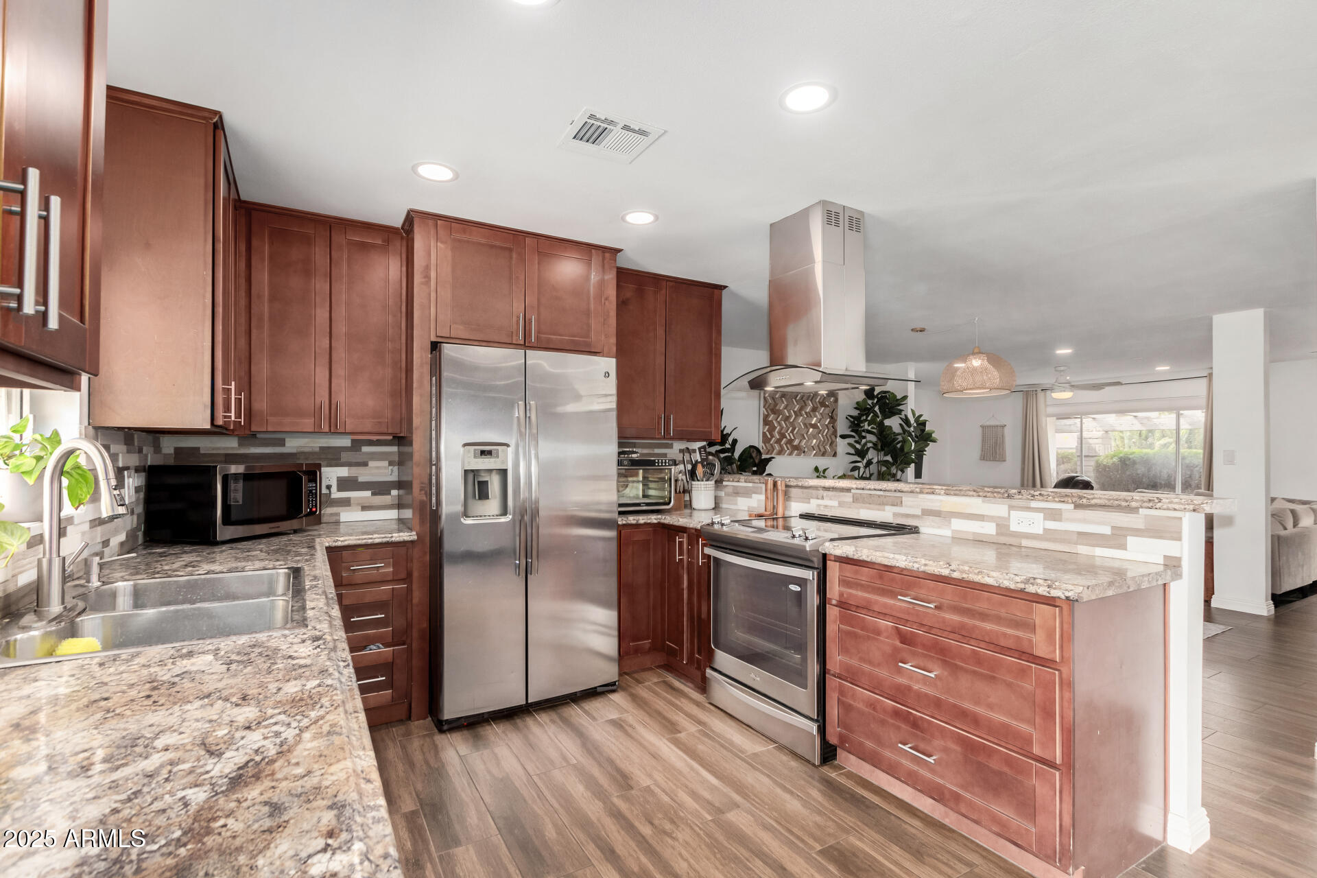 4705 W ANNETTE Circle
