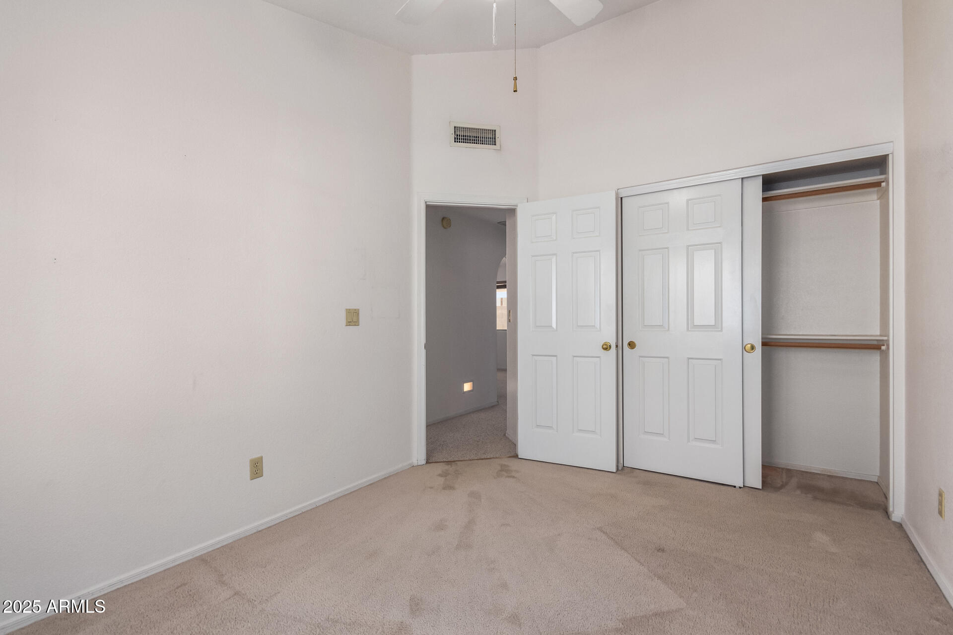 2039 W RONALD Road