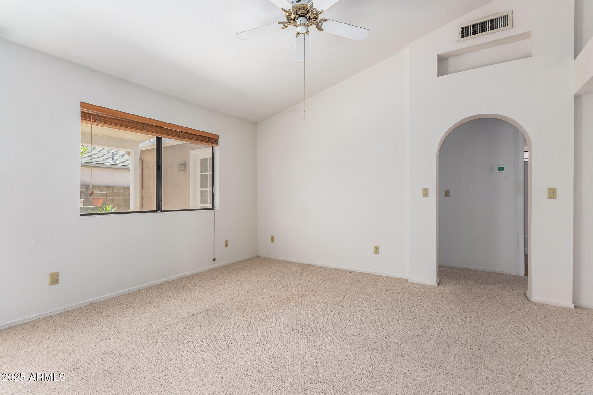 2039 W RONALD Road