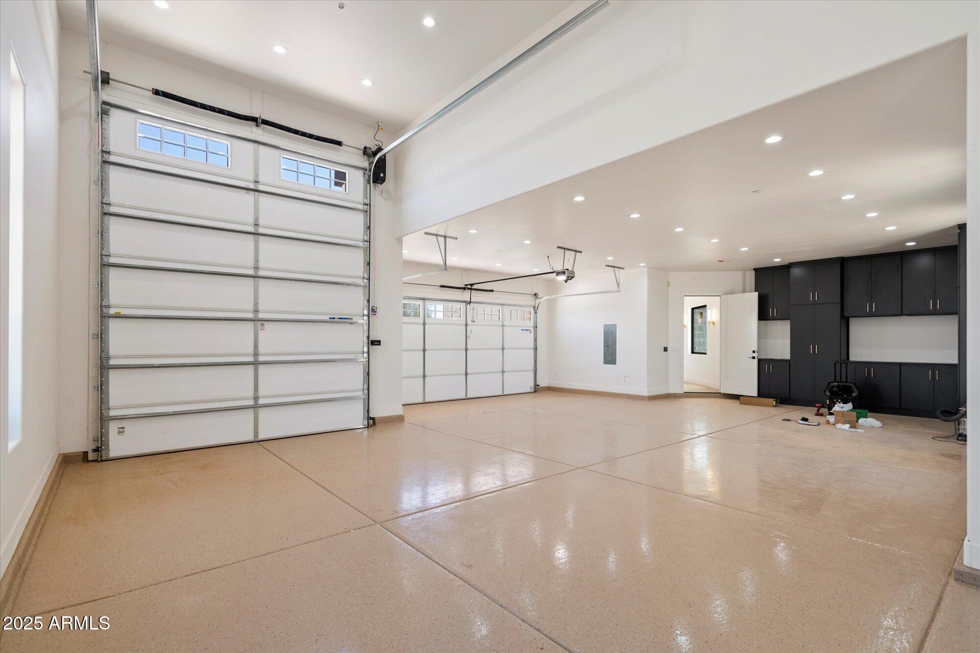 6202 E LARKSPUR Drive