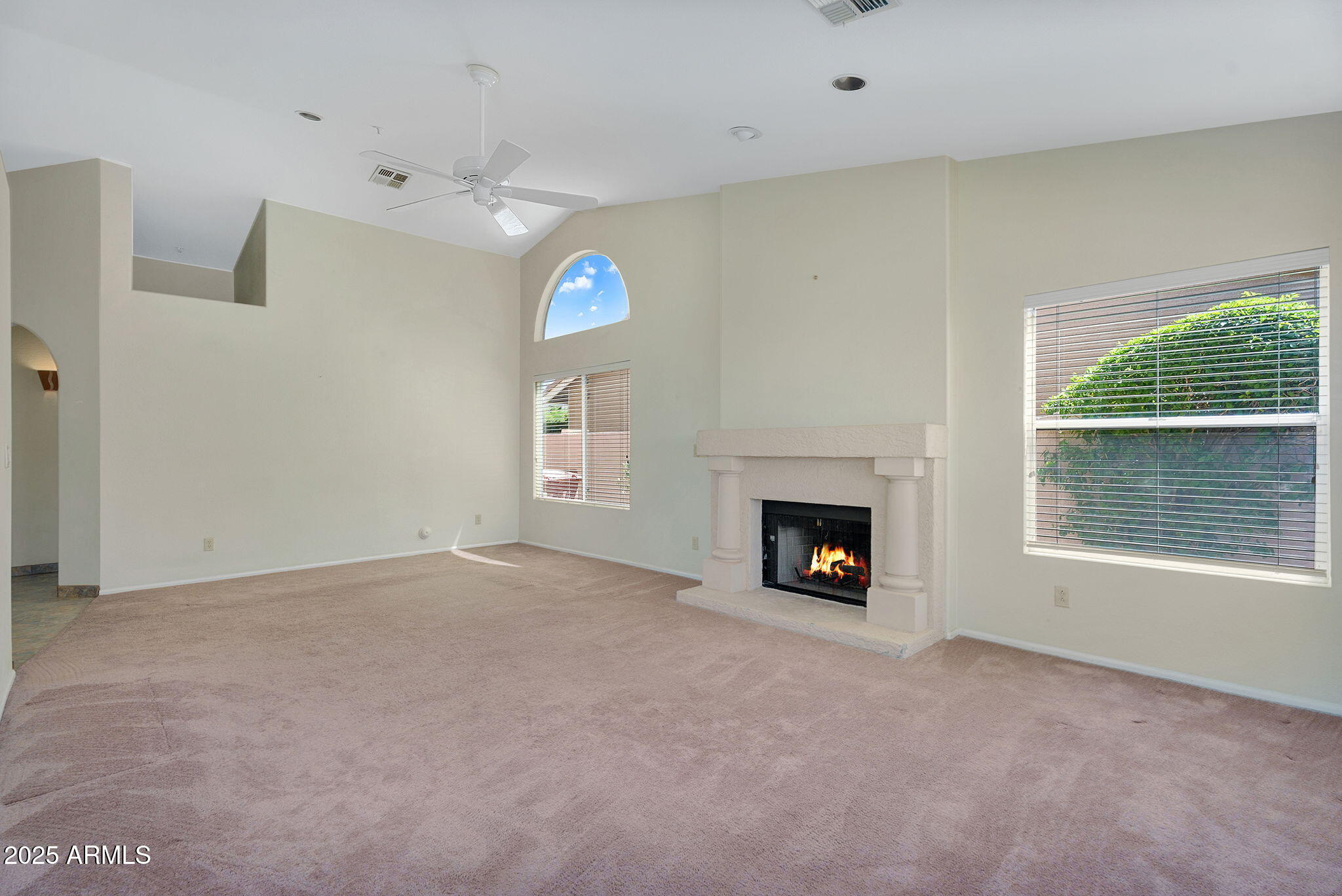 9127 E SIESTA Lane