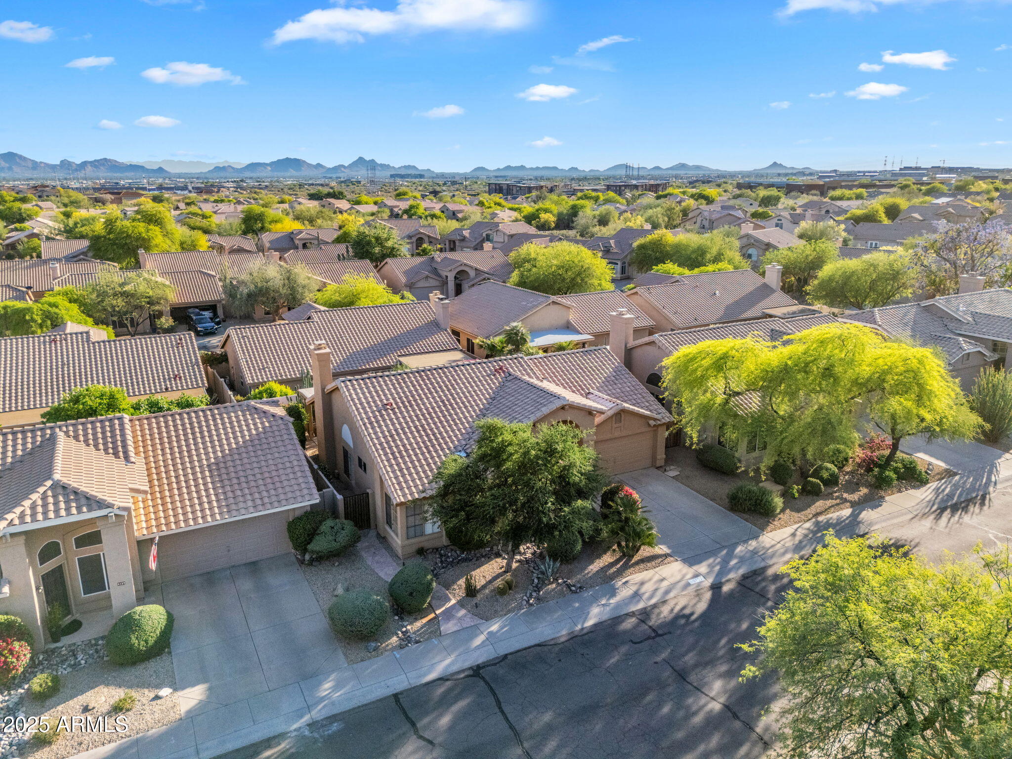 9127 E SIESTA Lane