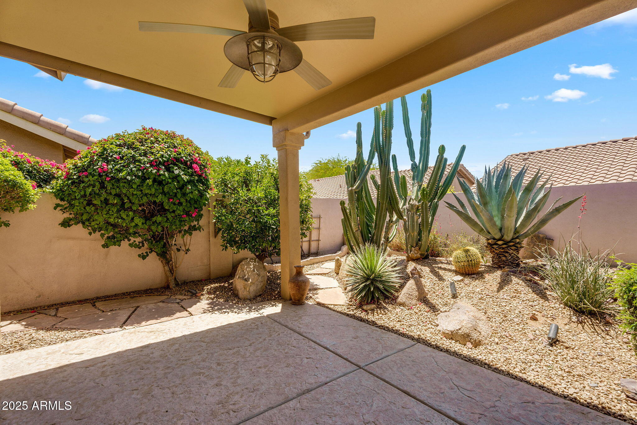 9127 E SIESTA Lane
