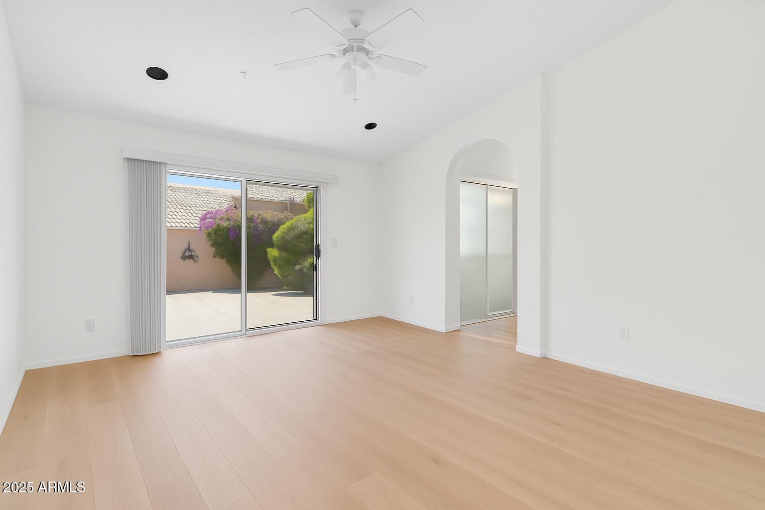 9127 E SIESTA Lane