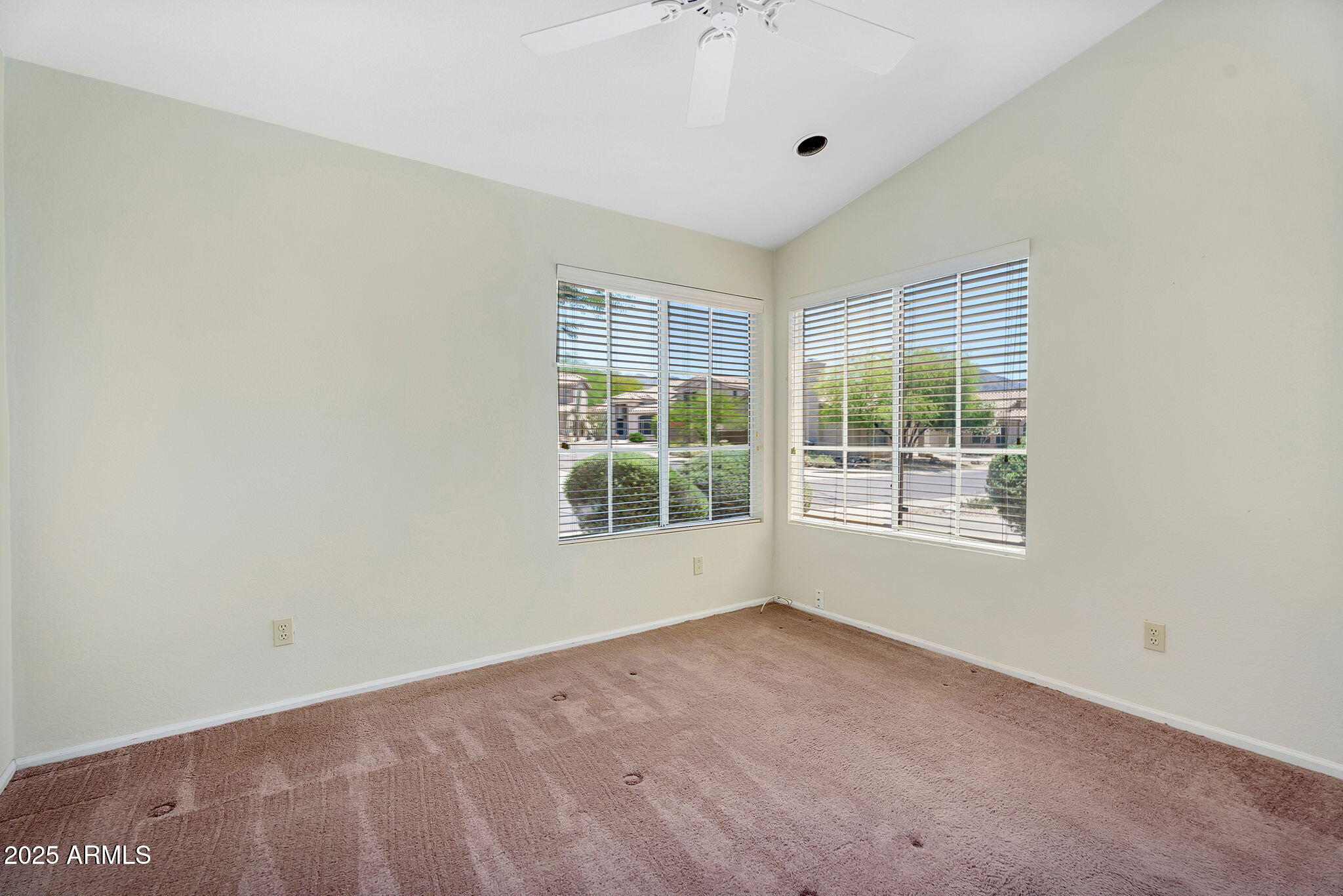9127 E SIESTA Lane