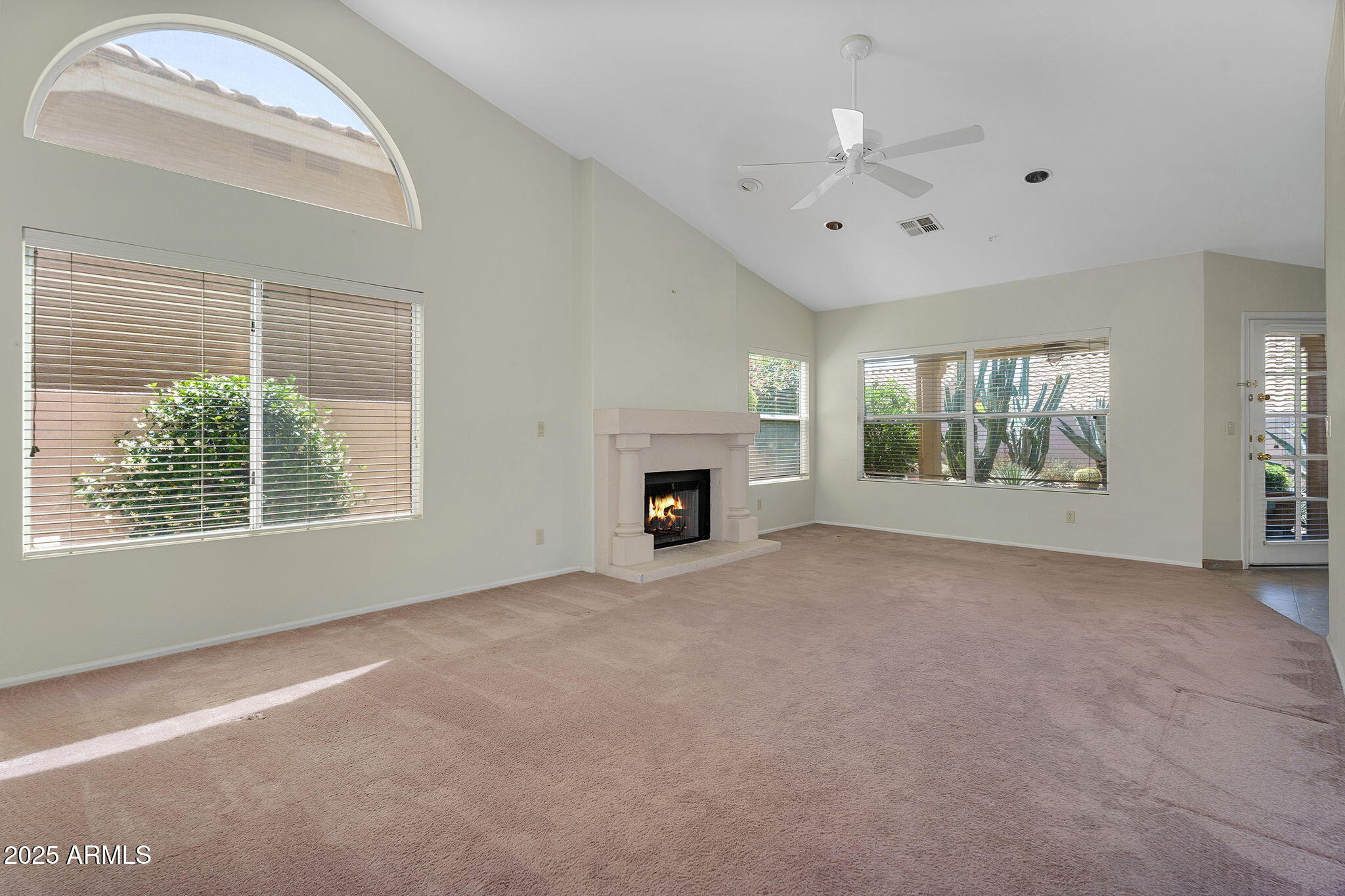 9127 E SIESTA Lane