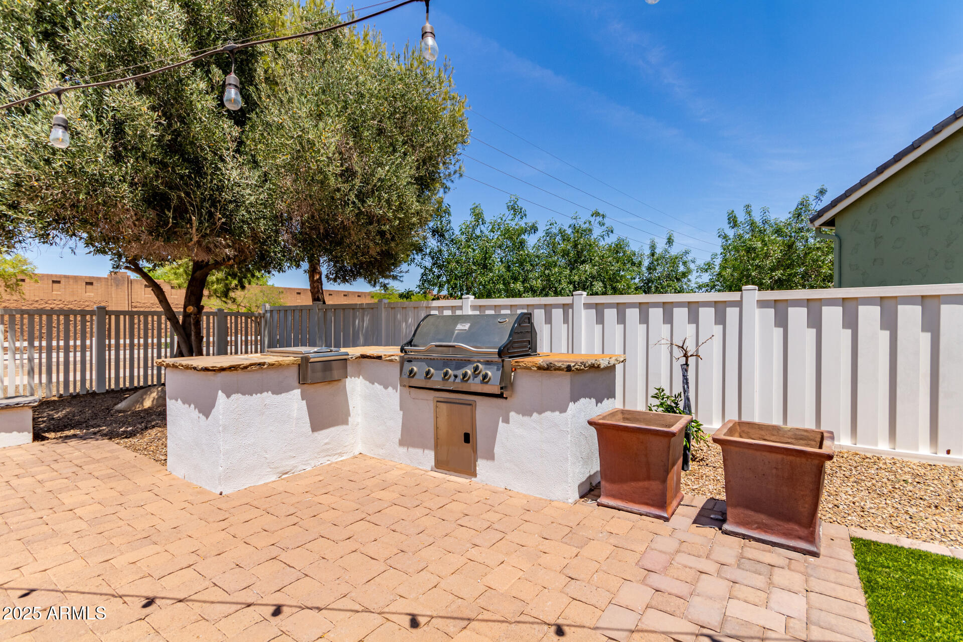3030 E CAMELLIA Drive