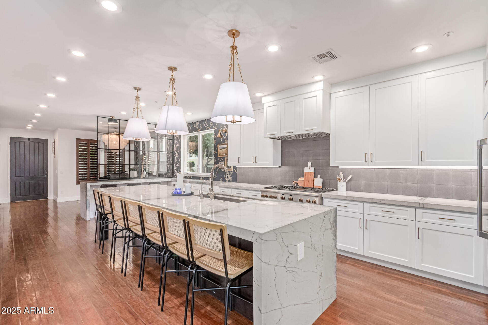 3030 E CAMELLIA Drive