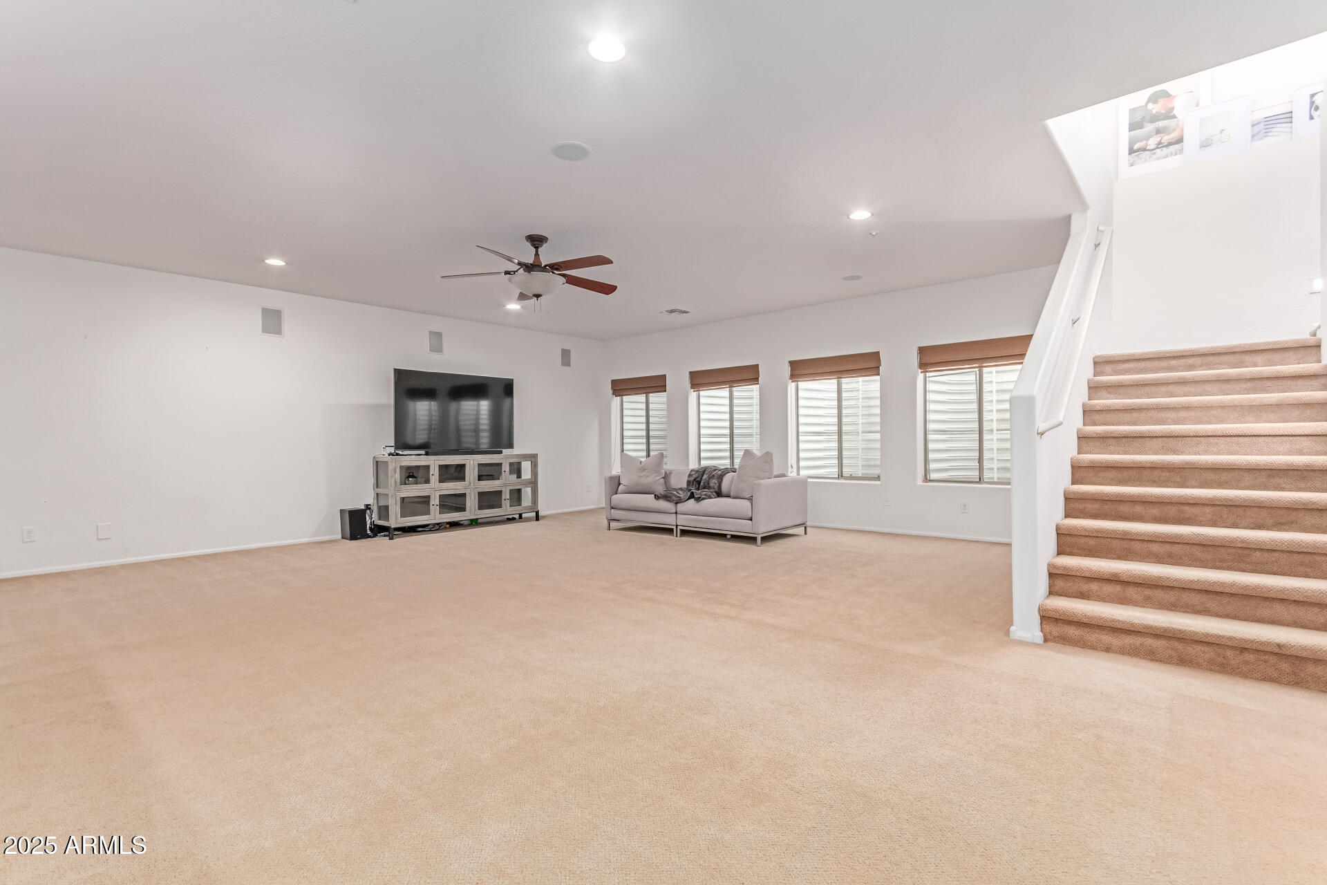 3030 E CAMELLIA Drive