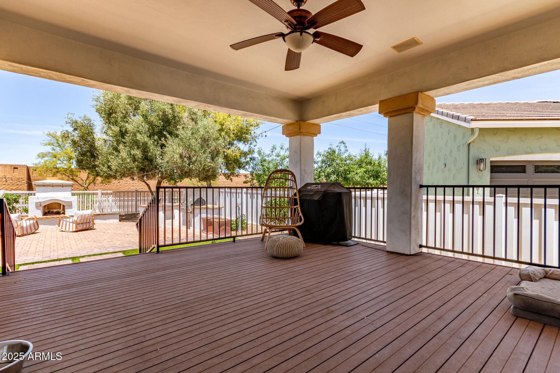 3030 E CAMELLIA Drive