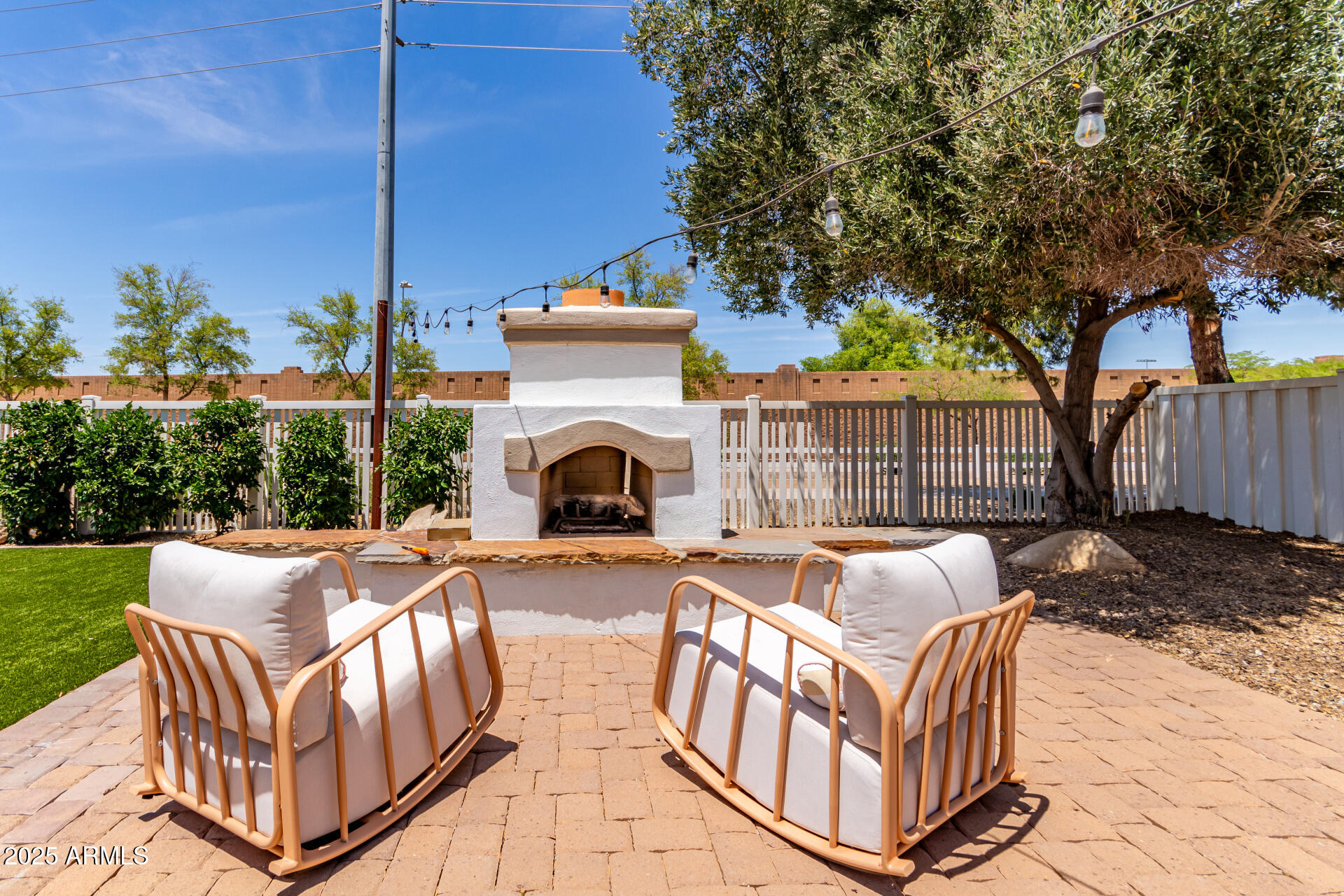 3030 E CAMELLIA Drive