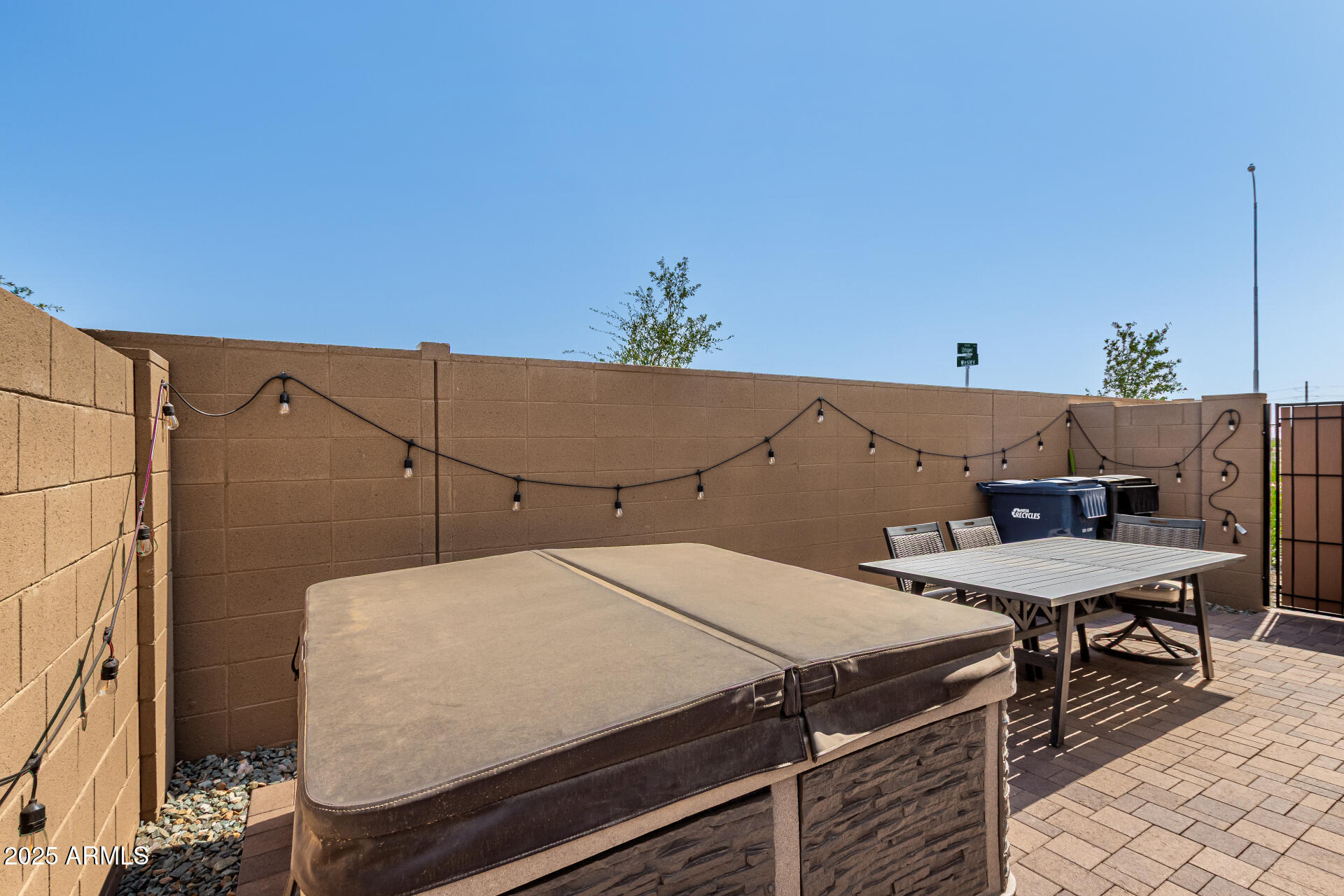 6259 S WESLEY
