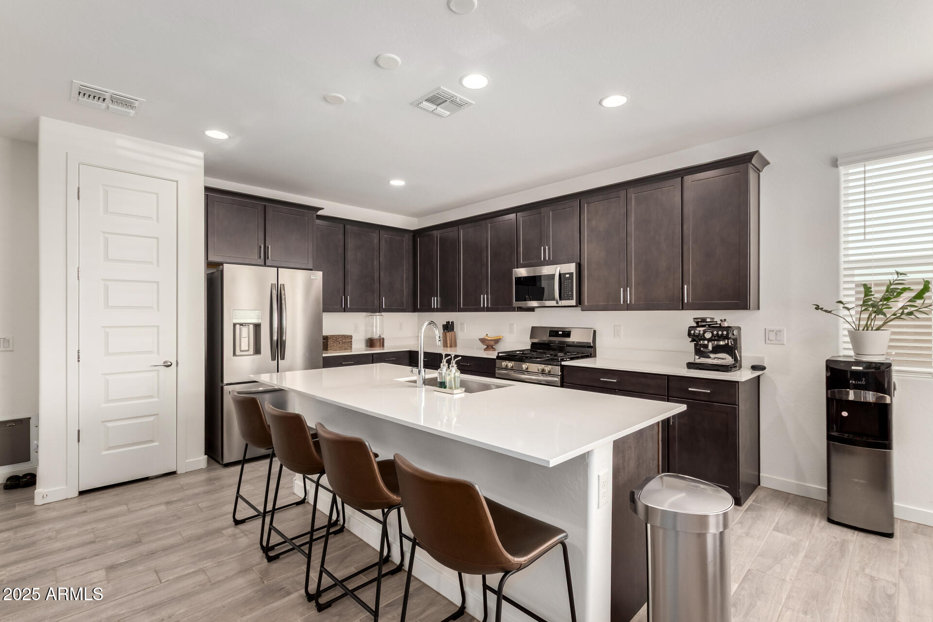 6259 S WESLEY