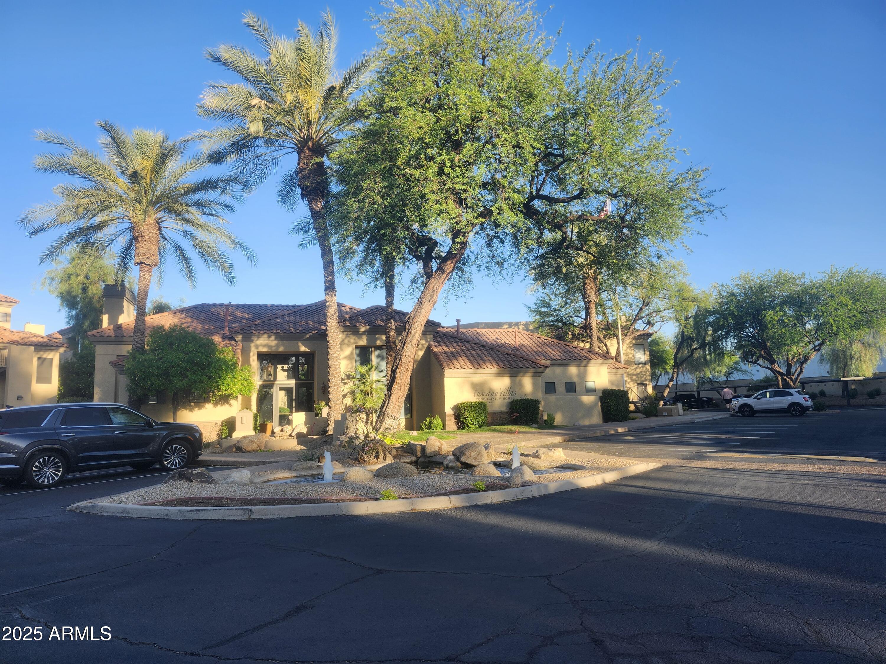 4925 E DESERT COVE Avenue, 135