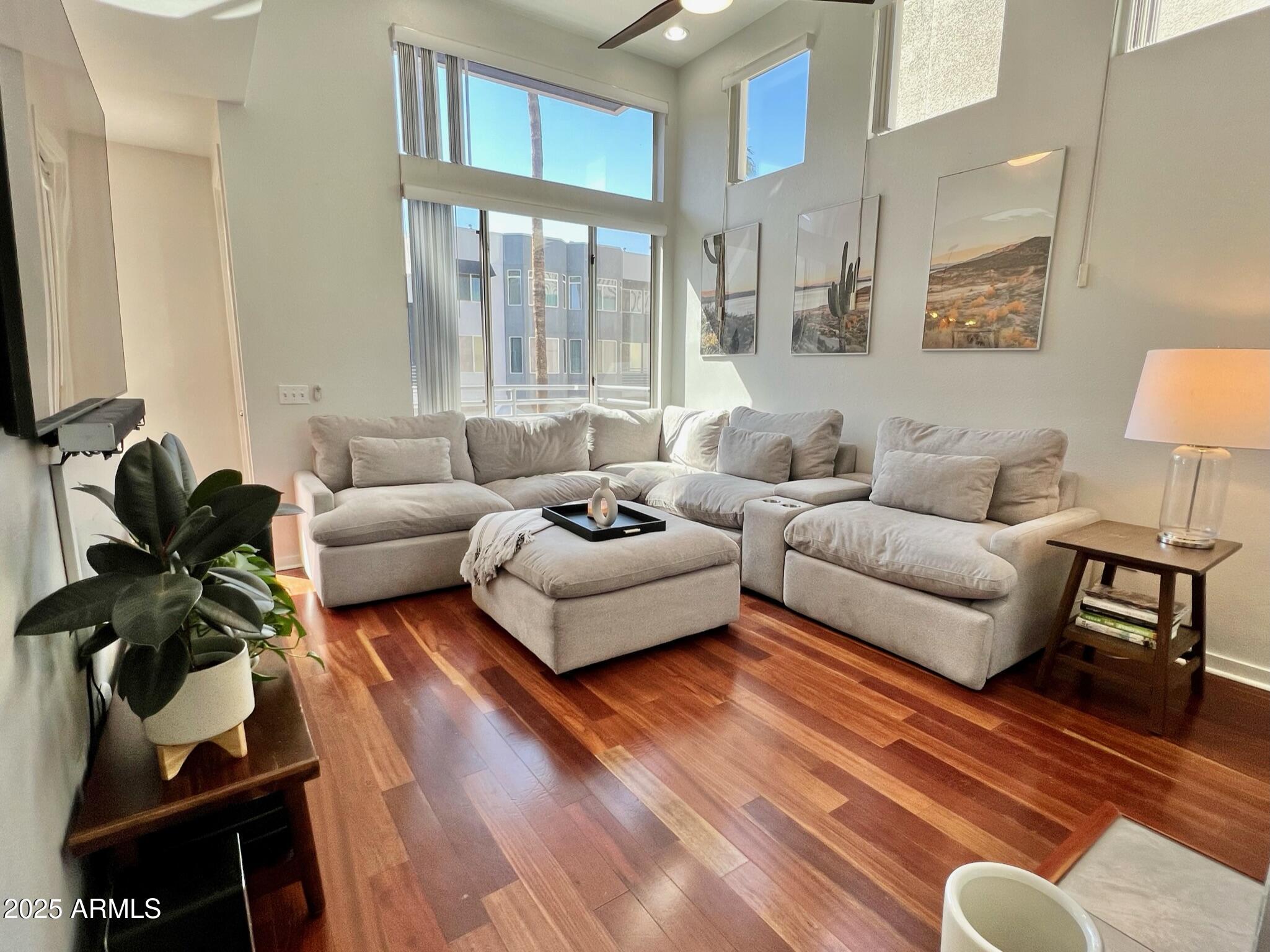 3633 N 3RD Avenue, 2051